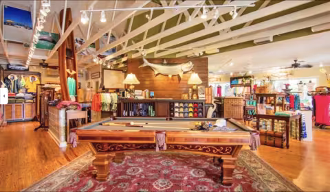 Adventures in Paradise Outfitters